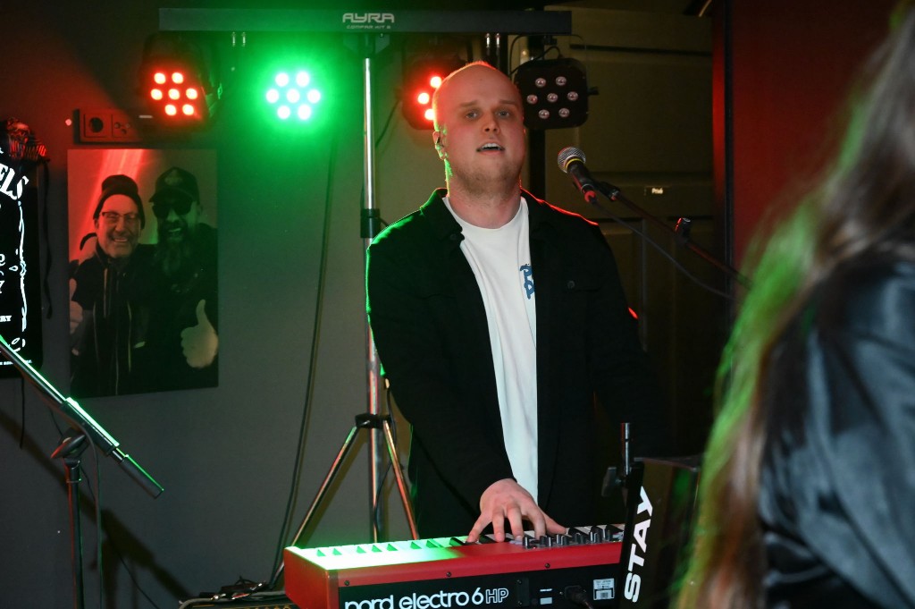 ../Images/10 jaar Ro's Barbershop 078.jpg